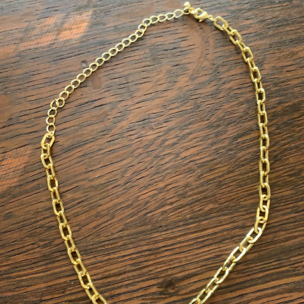 Uncommon James Choker